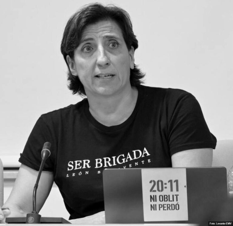 Marian Val, candidata de Compromís a la Alcaldía de Paiporta en 2027, en imagen en blanco y negro